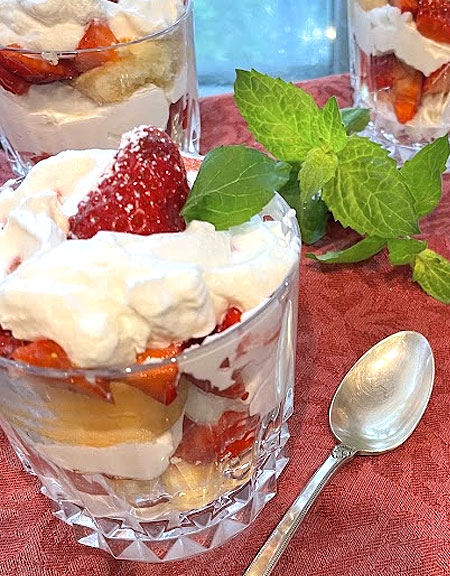 15 Minute Strawberry Dessert